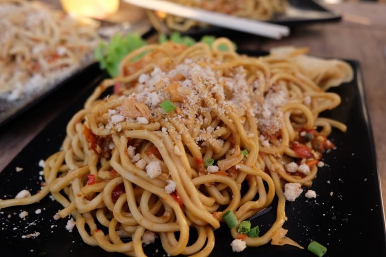 5 Rekomendasi Makanan Pedas yang Lagi Hits di Kota Surabaya