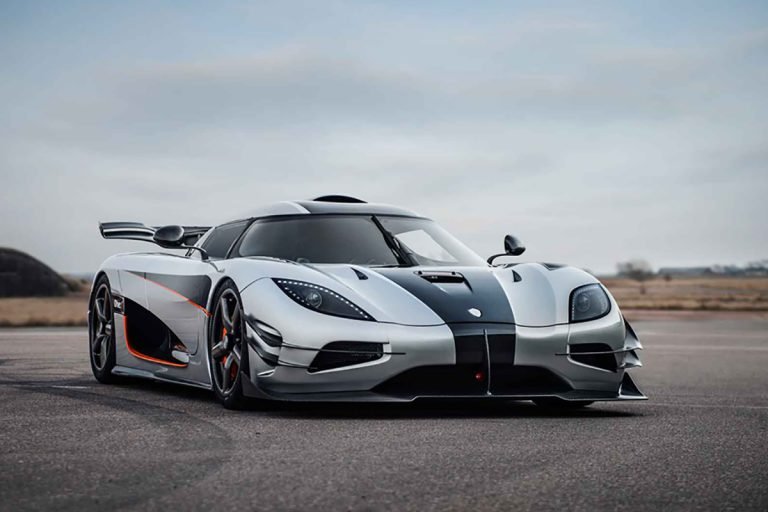 Mobil Tercepat Di dunia Koenigsegg One