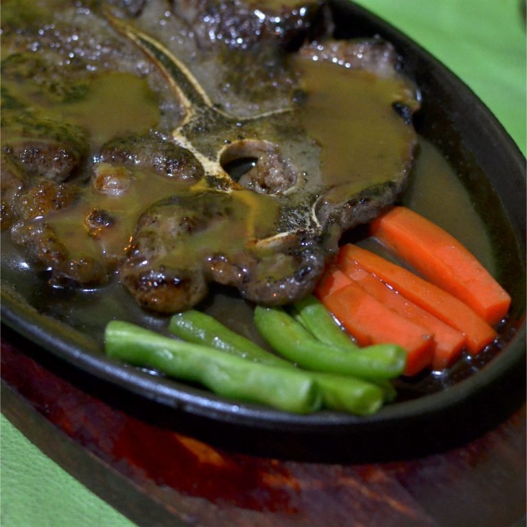 Master Steak, Masternya Steak Daging Lezat Ala Pedagang Kaki Lima