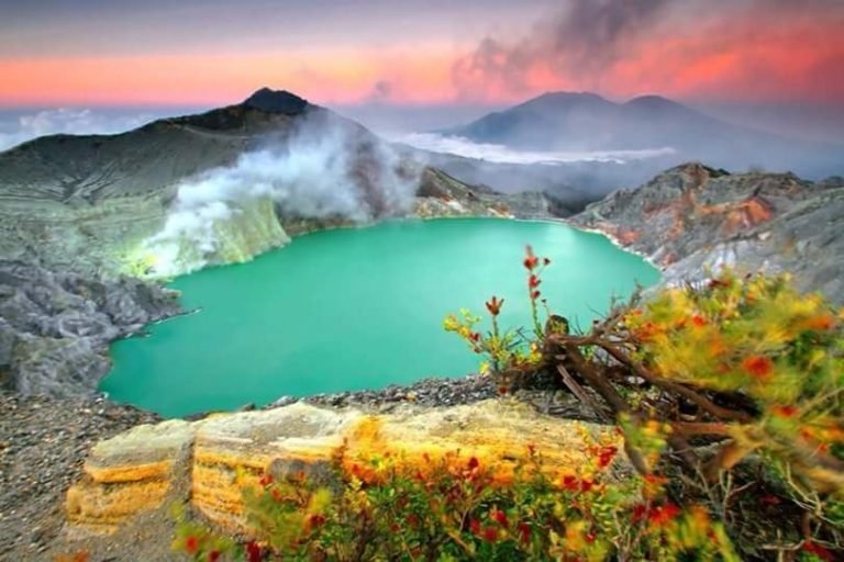 Ijen Crater, The Real Heaven on Earth