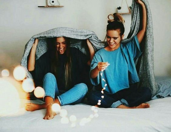 Tipe Sahabat Yang Harus Kalian Hindari!