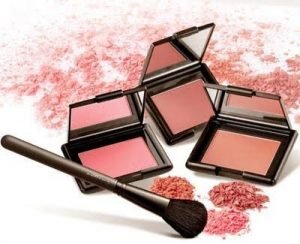 Memilih Make Up Untuk Kulit Sawo Matang