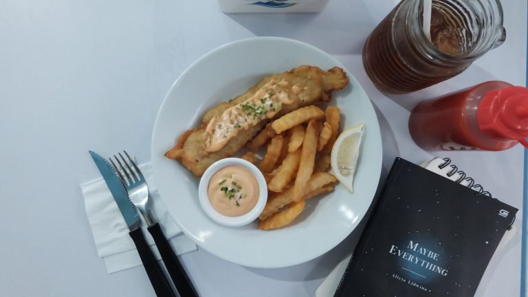 Fish And Friends: Fish And Chips Enak Murah Meriah Di Surabaya