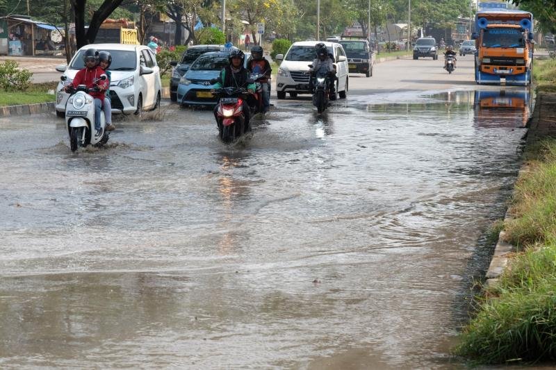 Merawat Motor Di Musim Hujan