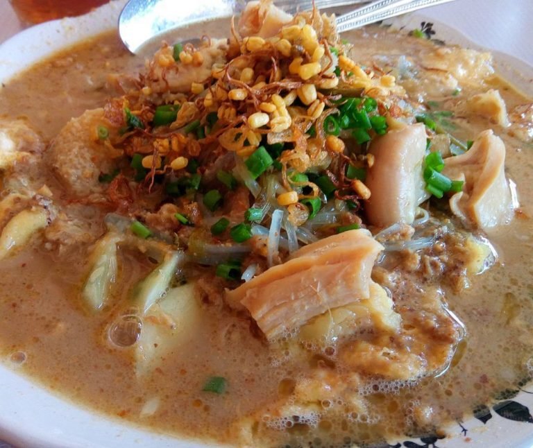 Rujak Selingkuh, Rasanya Tak Seburuk Namanya