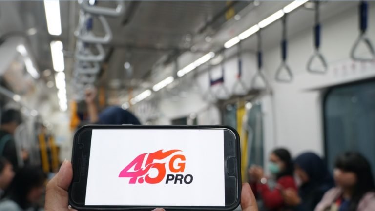 Tetap Terhubung dengan Kerabat dan Keluarga Berkat Internet Lancar