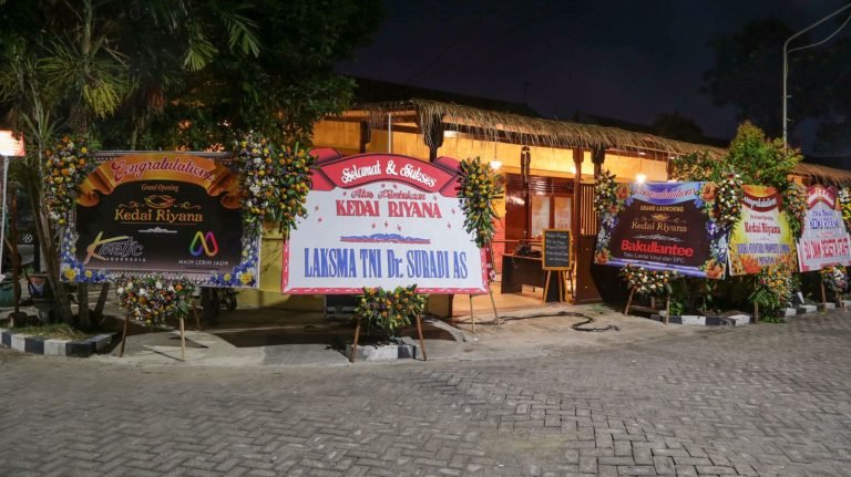 Kedai Riyana dan Duo Pemilik yang Cinta Akan Kuliner Jawa Timur