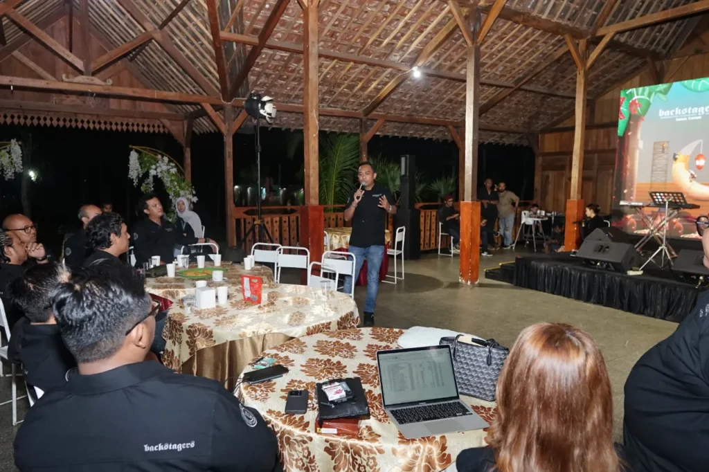 Backstagers Jatim Satukan Pelaku Industri Event Lewat Aksi Sosial “The Backstage of Barakah” di Malang